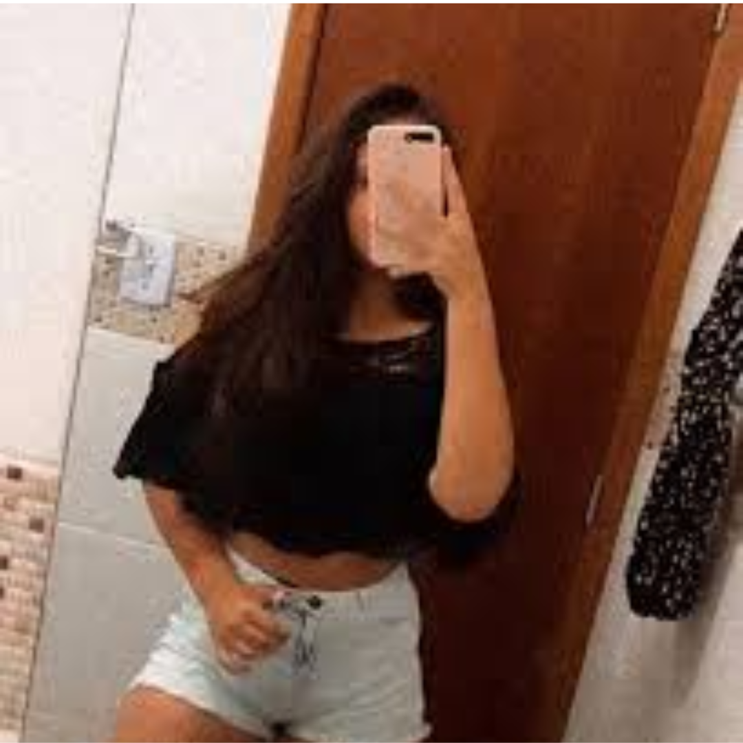 Lucía M.